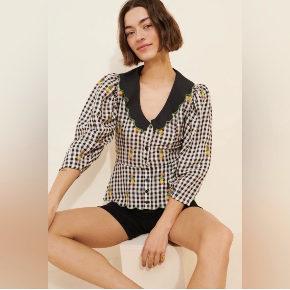 Farm rio X Anthropologie Size Medium Linen Blend Gingham Embroidered Top